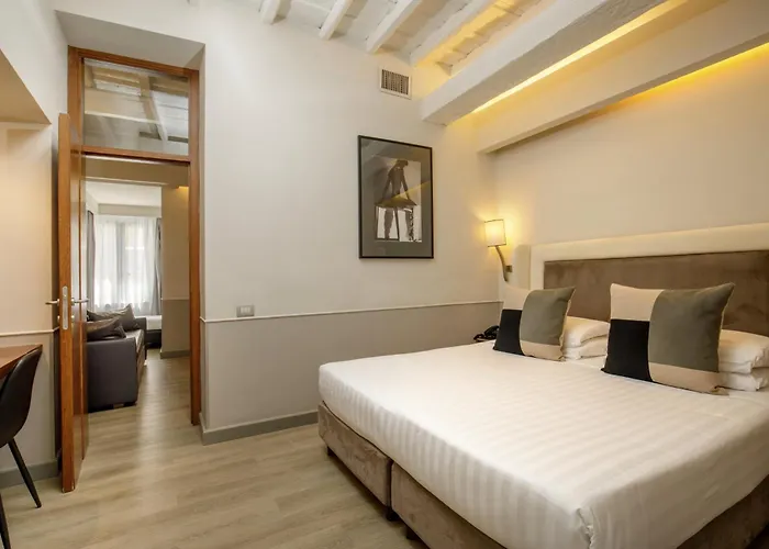 Condotti Palace Hotel Řím