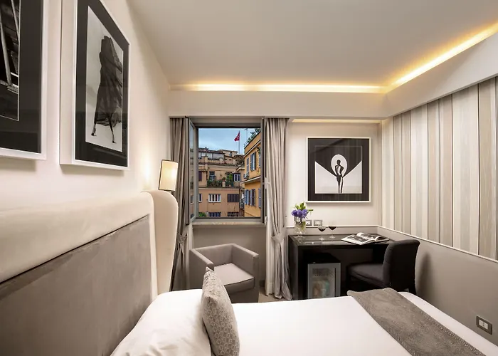 Hotel Condotti Palace 4*