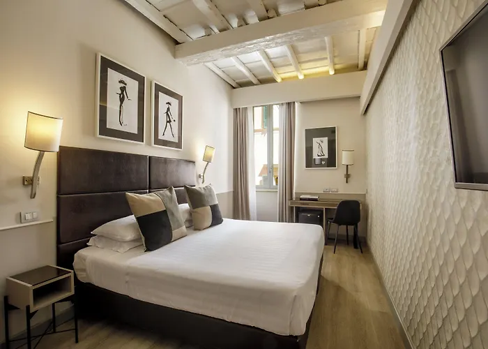 Hotel Condotti Palace 4*