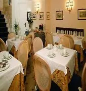 Condotti Palace 4*